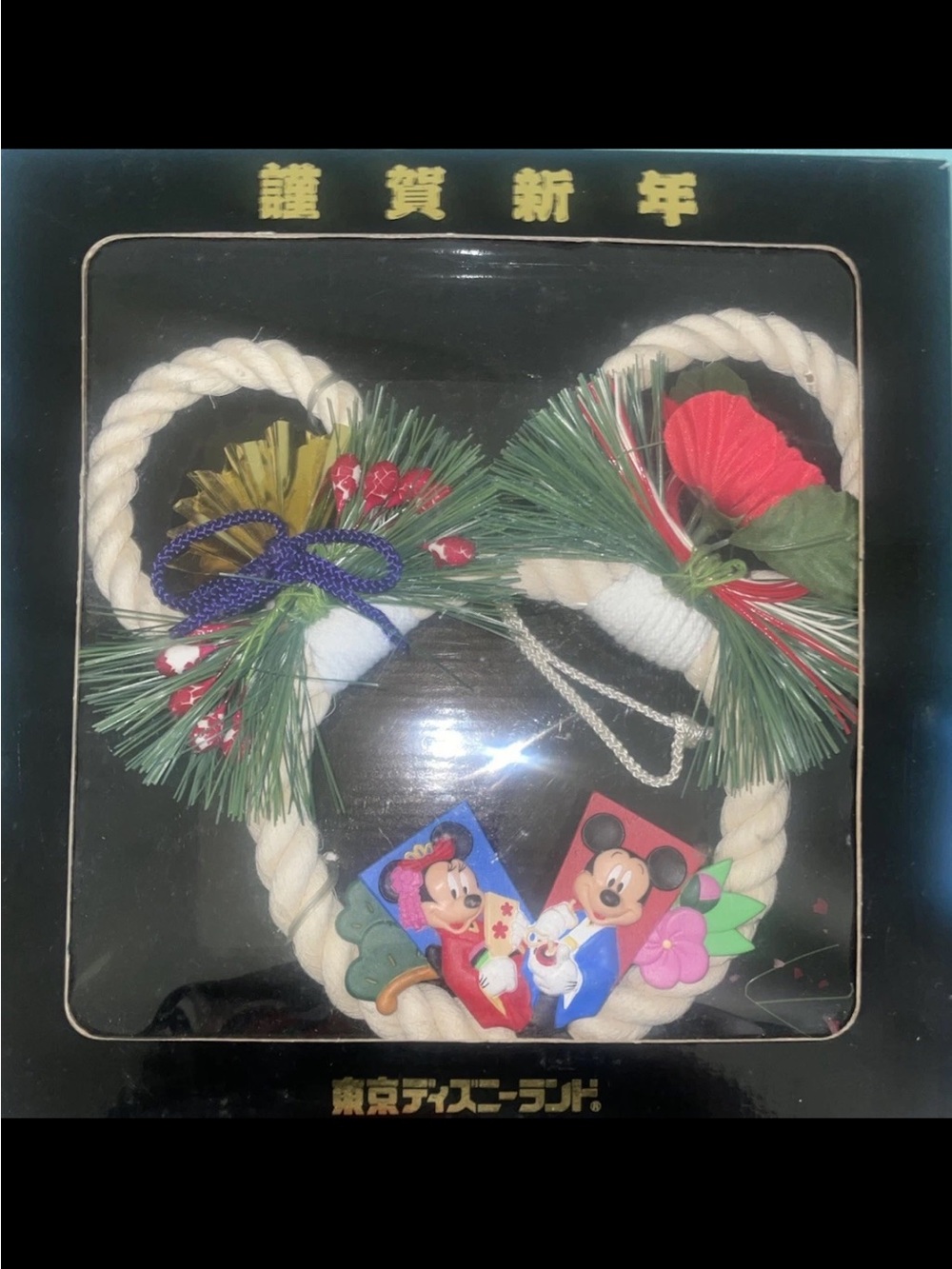 Tokyo Disneyland Mickey & Minnie New Year Heart Wreath - Cream & Green